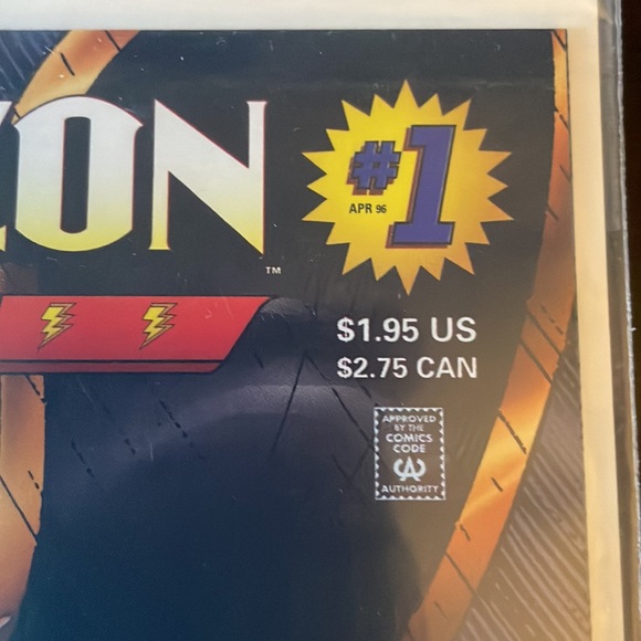 Amalgam Comics Amazon #1 - Picture 3 of 8